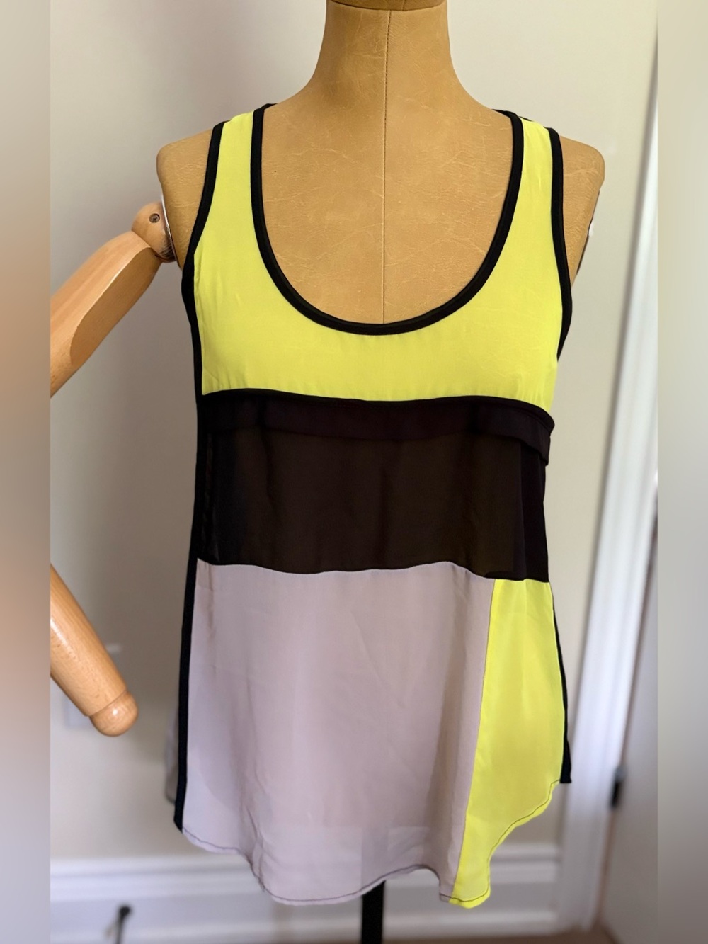 NWT LUSH Colorblock Neon Yellow and Black Women's Tank Top (S)